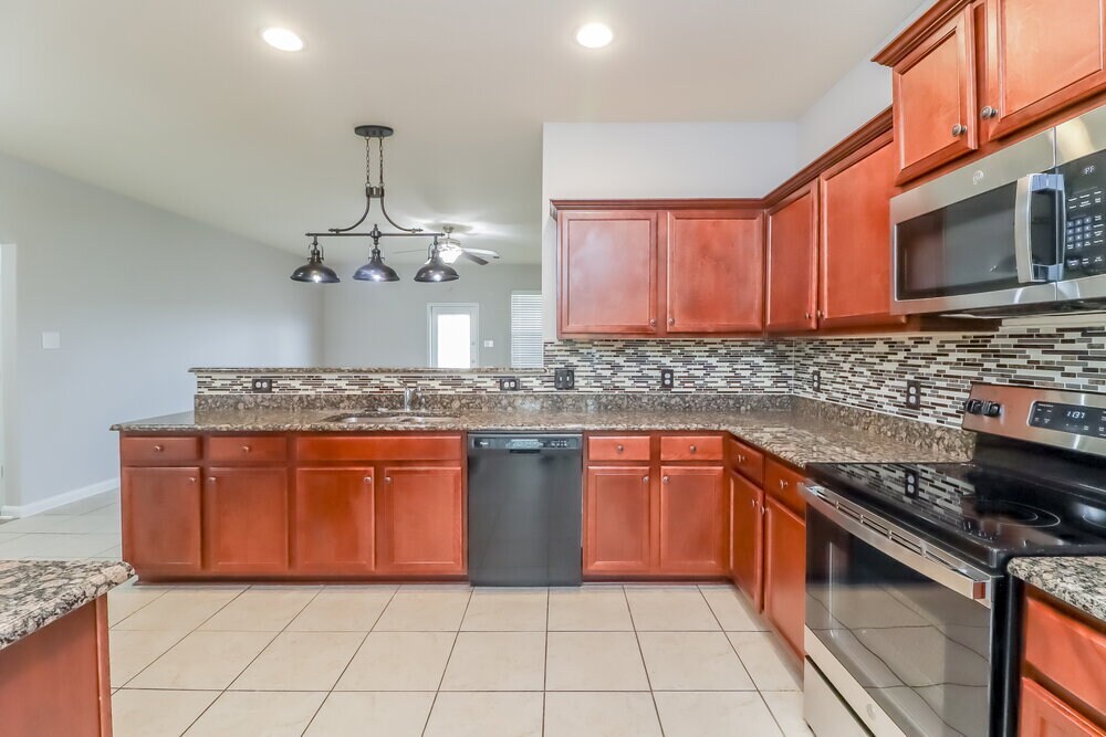 Building Photo - 4204 Tower Ln