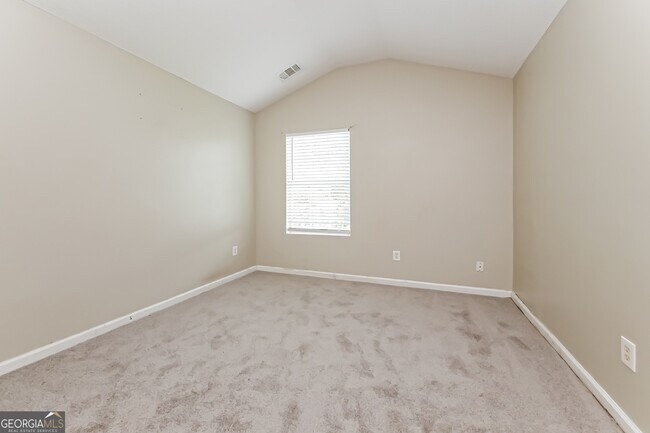 Building Photo - 7054 Merrywood Dr