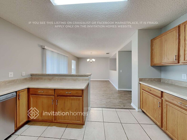 Building Photo - 1440 Blue Sky Way