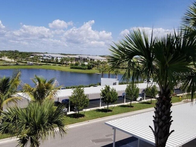 Building Photo - 14071 Heritage Landing Blvd