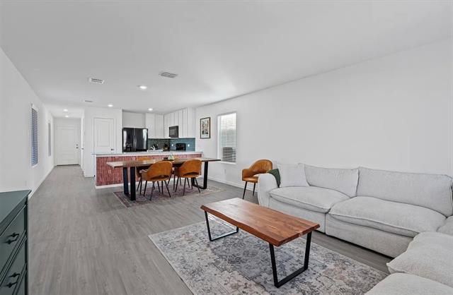 Building Photo - 6804 Bramblewood Dr