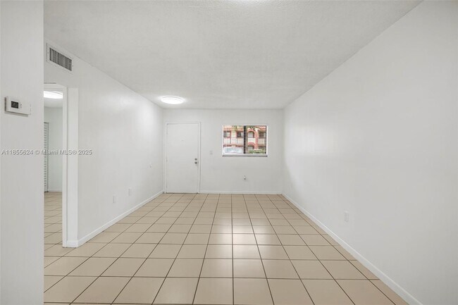 Building Photo - 6165 W 22nd Ct
