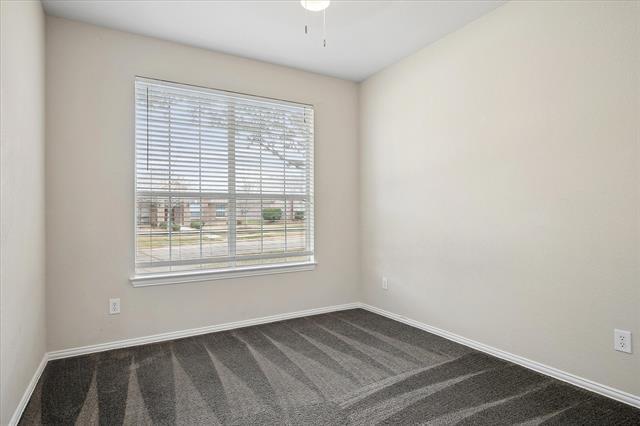 Building Photo - 11589 Snyder Dr