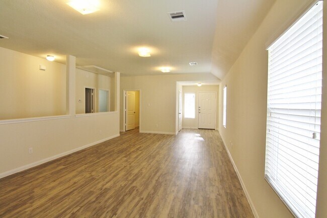 Building Photo - 6031 Sunrise Light Ln