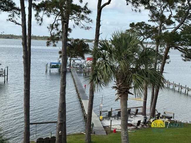 Building Photo - Waterfront Condo with Stunning Views – 2BR...