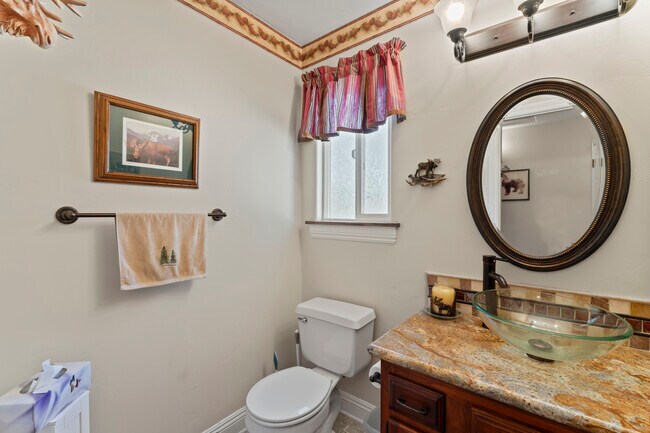 Building Photo - 26520 Walnut Hills Dr