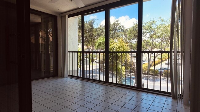 Building Photo - 5418 Firenze Dr