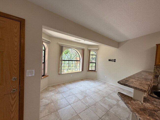 Building Photo - Price Reduced!! Desirable Uptown Sedona In...