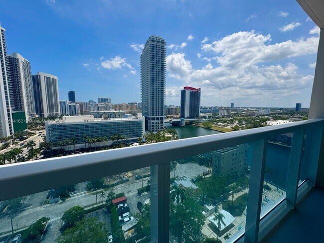Building Photo - 3800 S Ocean Dr