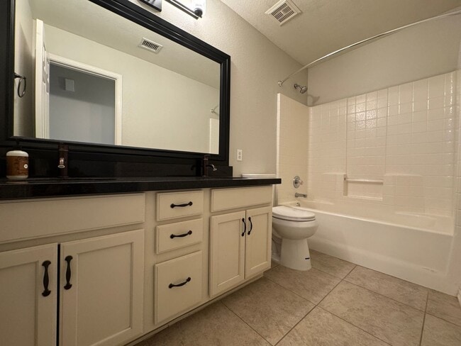 Building Photo - 4 Bedroom Home W/ Pool Available in Tatum Ridge Near Jomax Rd & N Tatum Blvd!