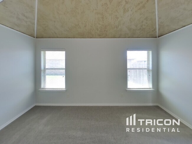 Building Photo - 3107 White Horse Ct