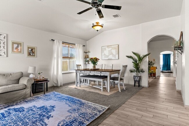 Building Photo - 5402 Birmingham Cir