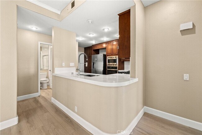 Building Photo - 61 Tennis Villas Dr