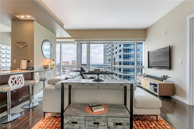 Building Photo - 4471 Dean Martin Dr