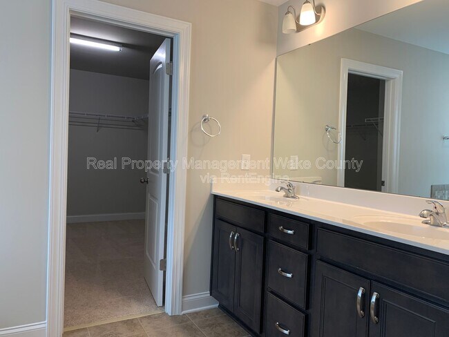 Building Photo - 2413 Havenfaire Ln