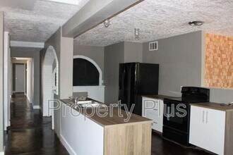Building Photo - "Spacious 6-Bed, 6-Bath Gem in Tempe – Ideal for Comfort and Style!"