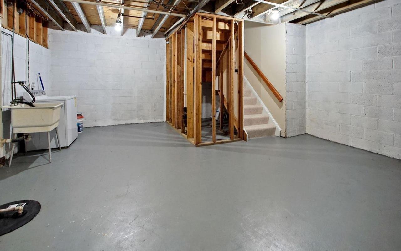 Building Photo - 6206 Dimrill Ct