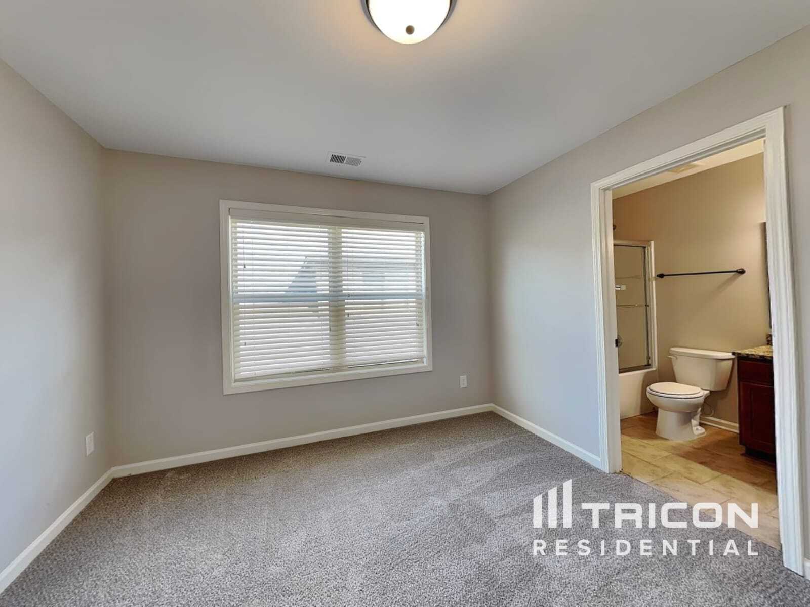 Building Photo - 978 Reddy Farm Ln