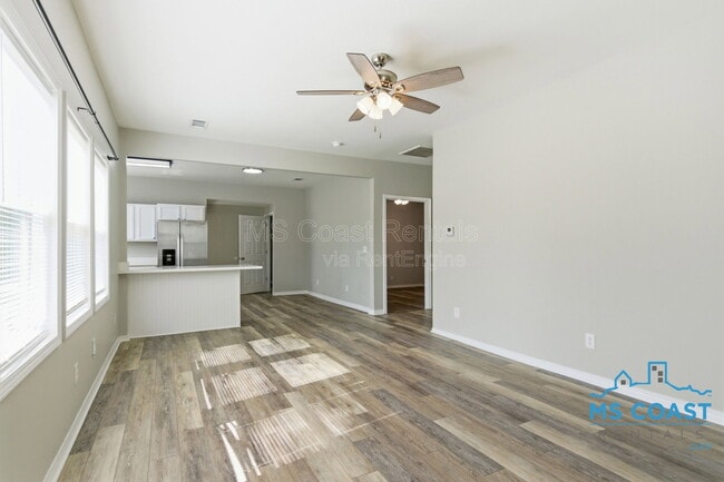 Building Photo - 962 Thelma St