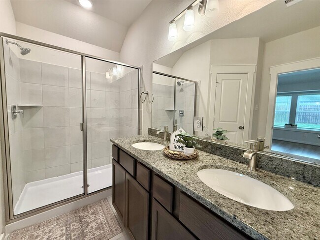 Building Photo - 7534 Coral Ter Dr