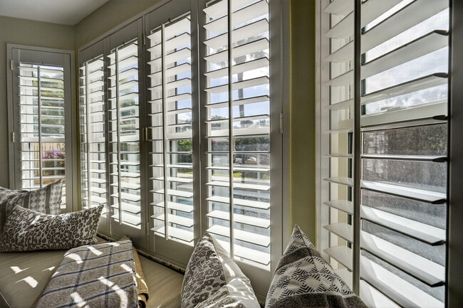 Building Photo - 3069 Mainsail Cir