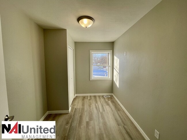 Building Photo - Fully renovated 3 beds, 1 bath home for rent.