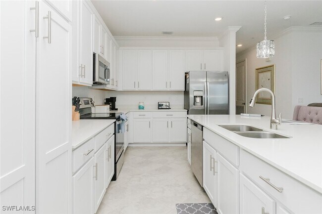 Building Photo - 6046 National Blvd