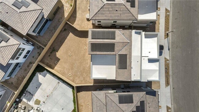 Building Photo - 164 Apron