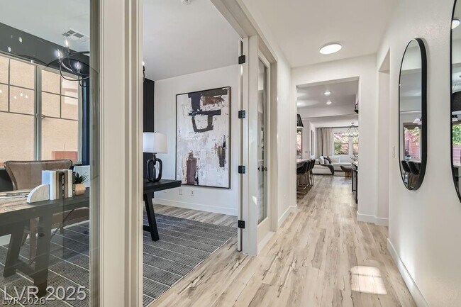 Building Photo - 5873 Skyfall Ct