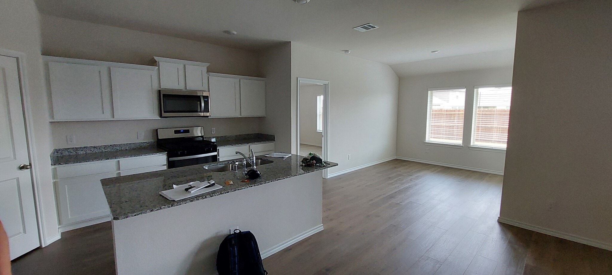 Building Photo - 1418 Saddlehorn Dr
