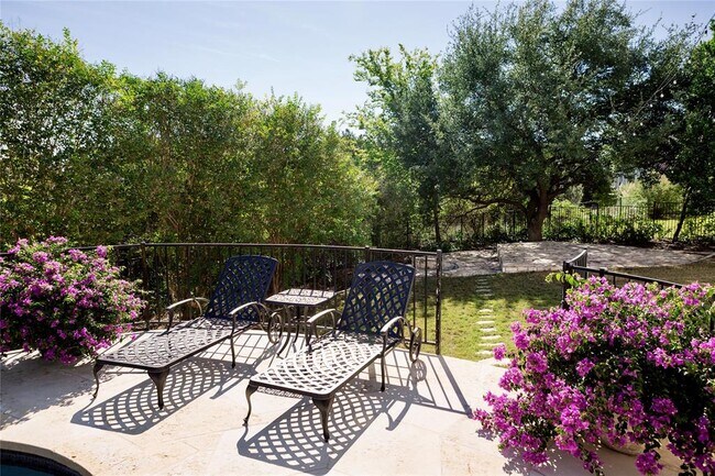 Building Photo - 2609 Old Hickory Cove