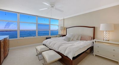 Building Photo - 888 Boulevard of the Arts