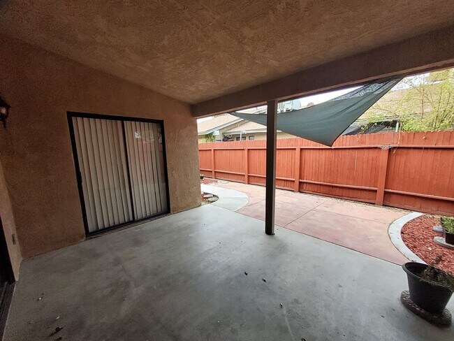 Building Photo - 4305 Planz Rd