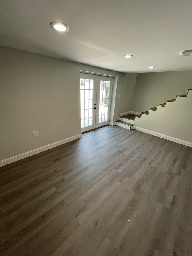 Building Photo - 241 Madison Ave