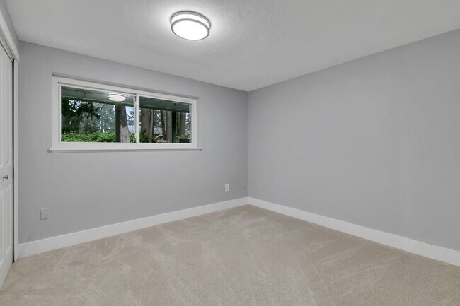Building Photo - 5182