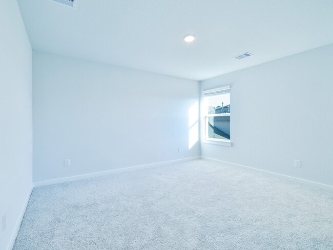 Building Photo - 8583 Blueberry Ash St