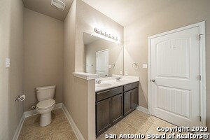 Building Photo - 12911 White Oak Mill