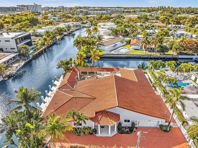 Building Photo - 12904 Banyan Rd