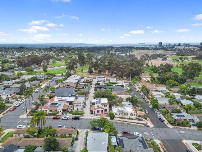 Building Photo - Historic Charm Meets Modern Living – Stunning 5 Bedroom Home on Iconic Myrtle Avenue