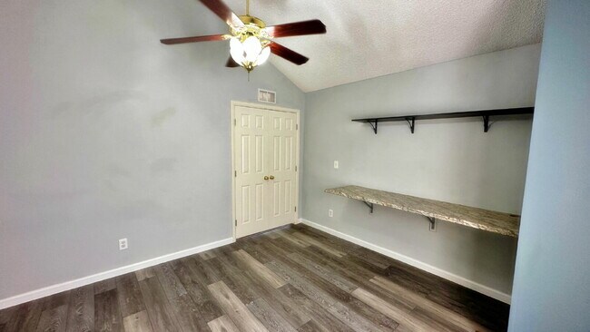 Building Photo - Quiet End Unit 3 Bed 2 Bath Townhome in Cherry Creek Schools Close to Cherry Creek Reservoir!! 2 ...