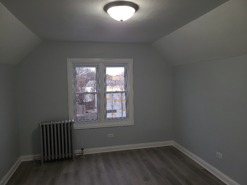 Building Photo - 2913 N Elston Ave