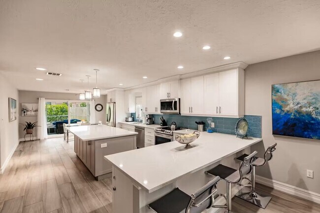 Building Photo - Updated 3-bedroom, 2-bath single-family home w/ Heated Saltwater Pool