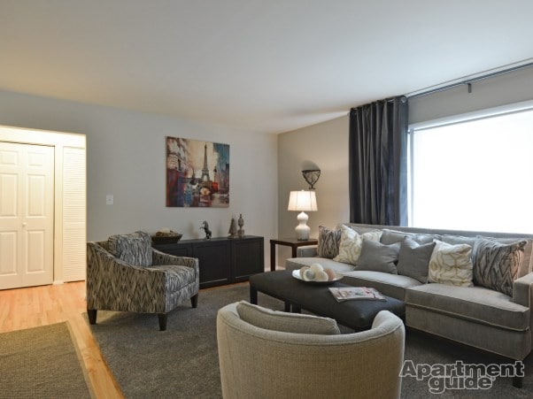 Building Photo - Deerfield-Westerlea Park Apartments