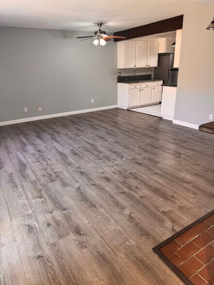 Building Photo - 2120 El Domingo Cir