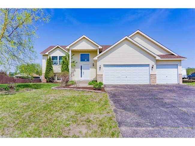 Building Photo - 2112 Blake Ave