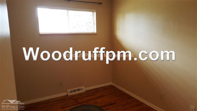 Building Photo - 4665 Field St