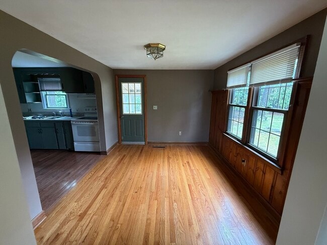 Building Photo - 69 Aldrich Dr