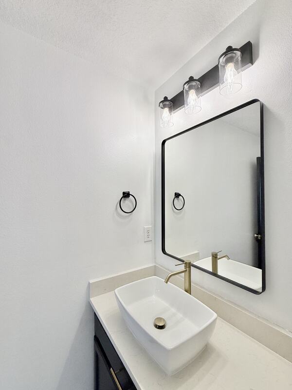 Building Photo - 4978 White Sanderling Ct