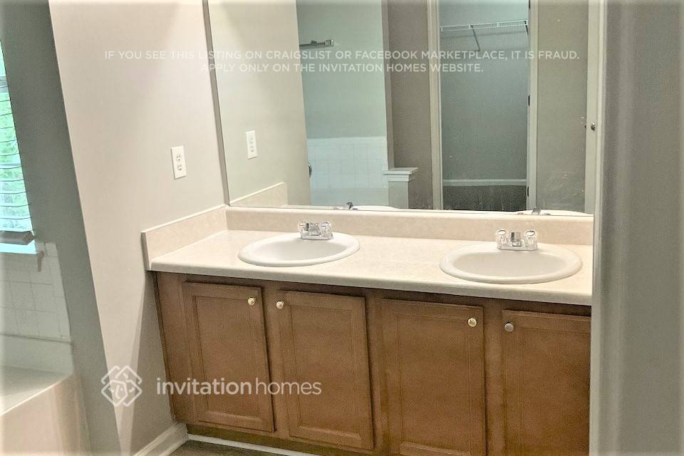 Building Photo - 2293 Creel Rd