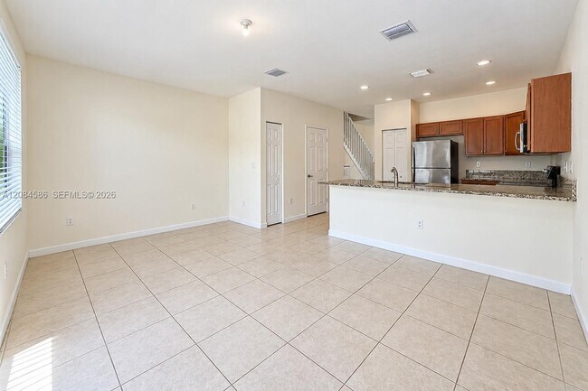 Building Photo - 3360 W 92nd Pl